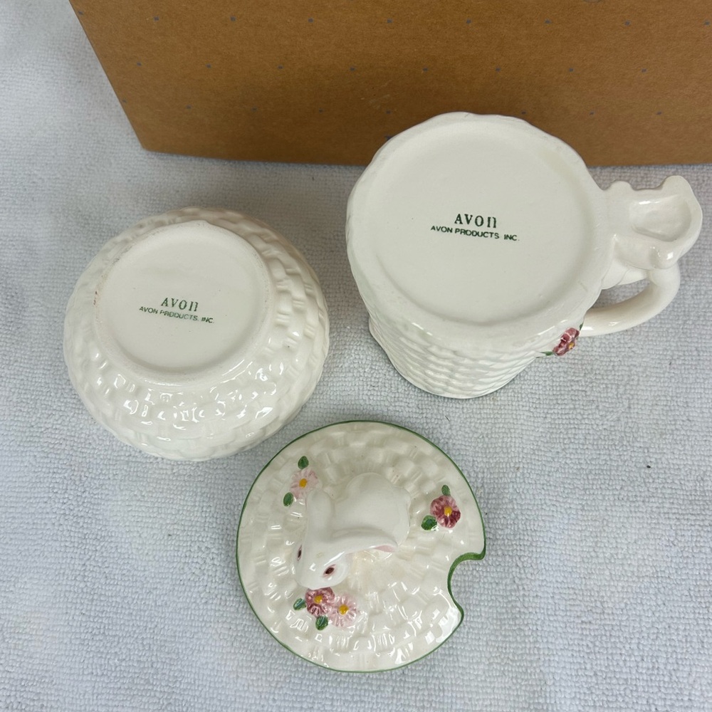 Avon NOS VTG Bunny Sugar and Creamer Set - Picture 5 of 12